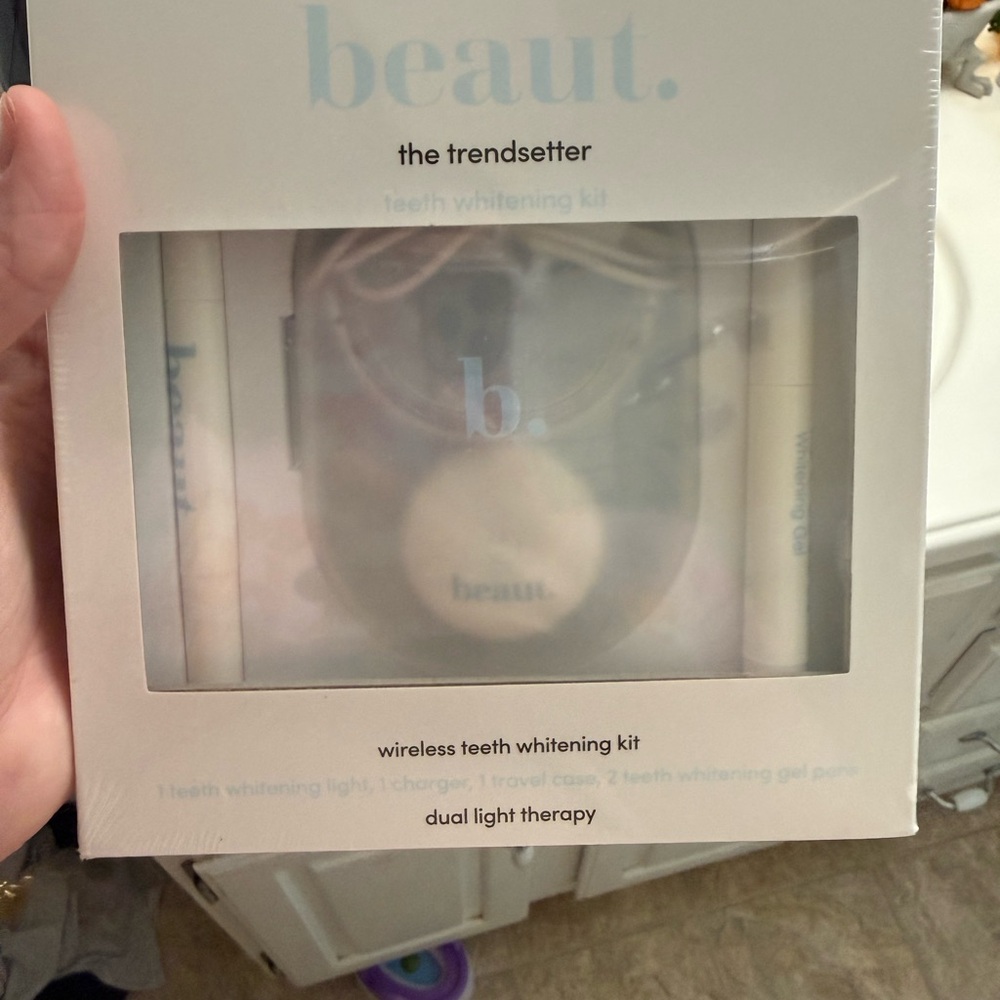 Beaut Teeth Whitening Kit
